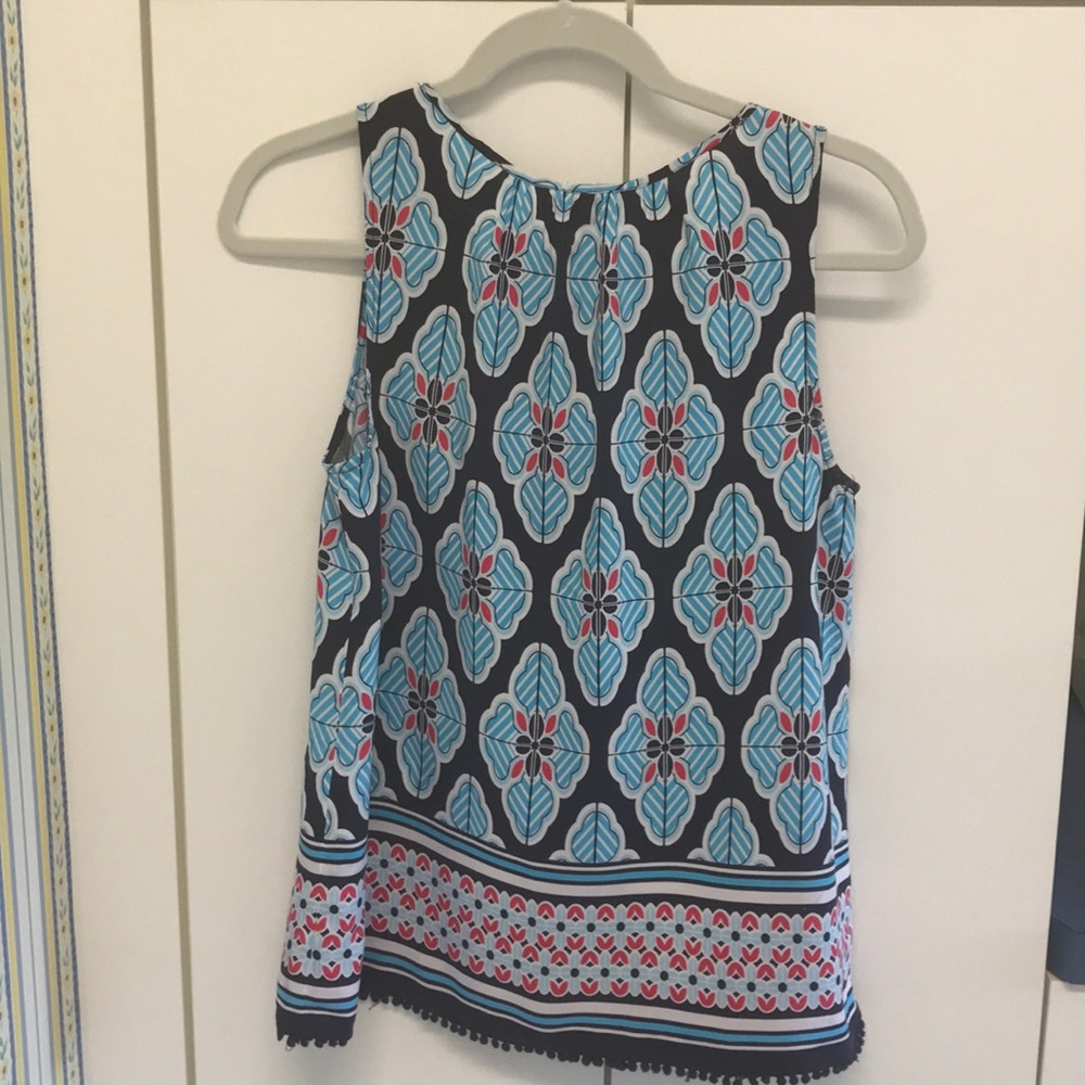 Crown and Ivy sleeveless top. - Picture 3 of 5